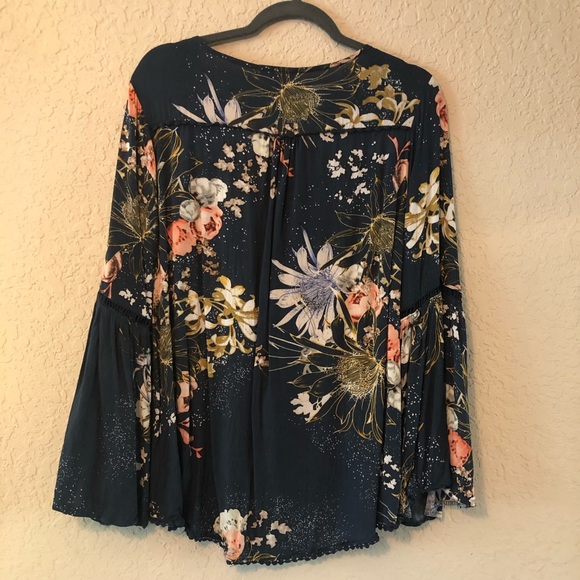 JAASE Floral Print Bell Sleeve Blouse - Picture 8 of 11
